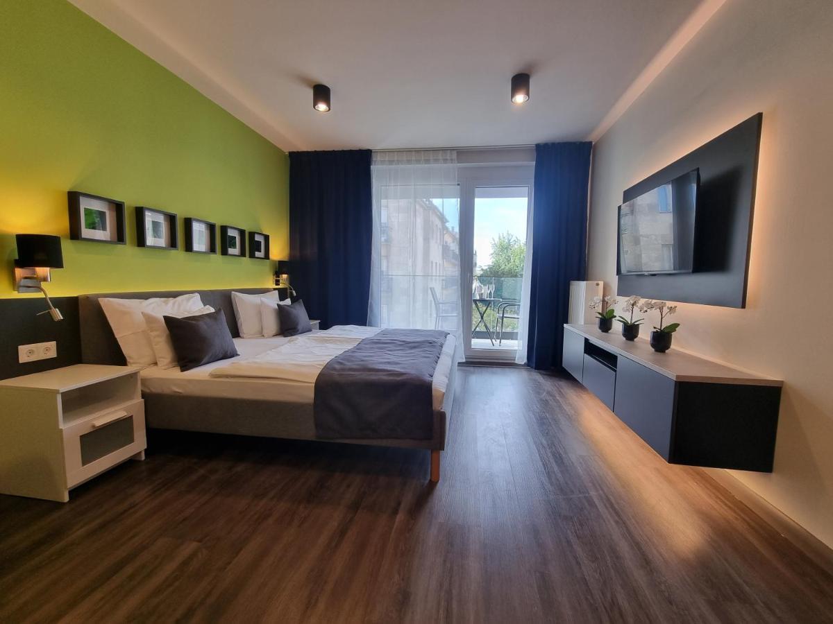 Rivercity Apartament *